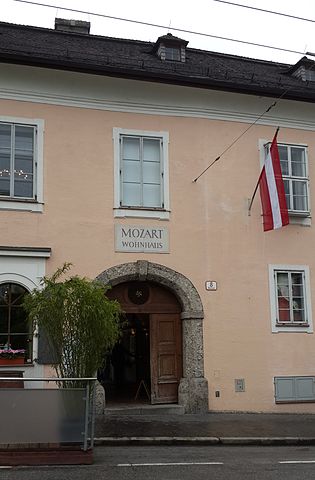 mozarts_old_home