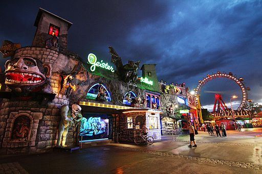 amusement_park_by_night