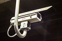 Surveillance_Camera_over_the_Platform_of_Train