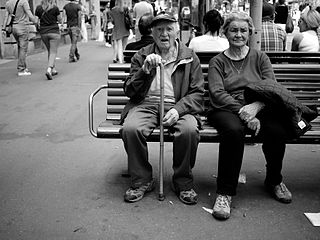 Physical_Aging,_image_of_elderly_couple